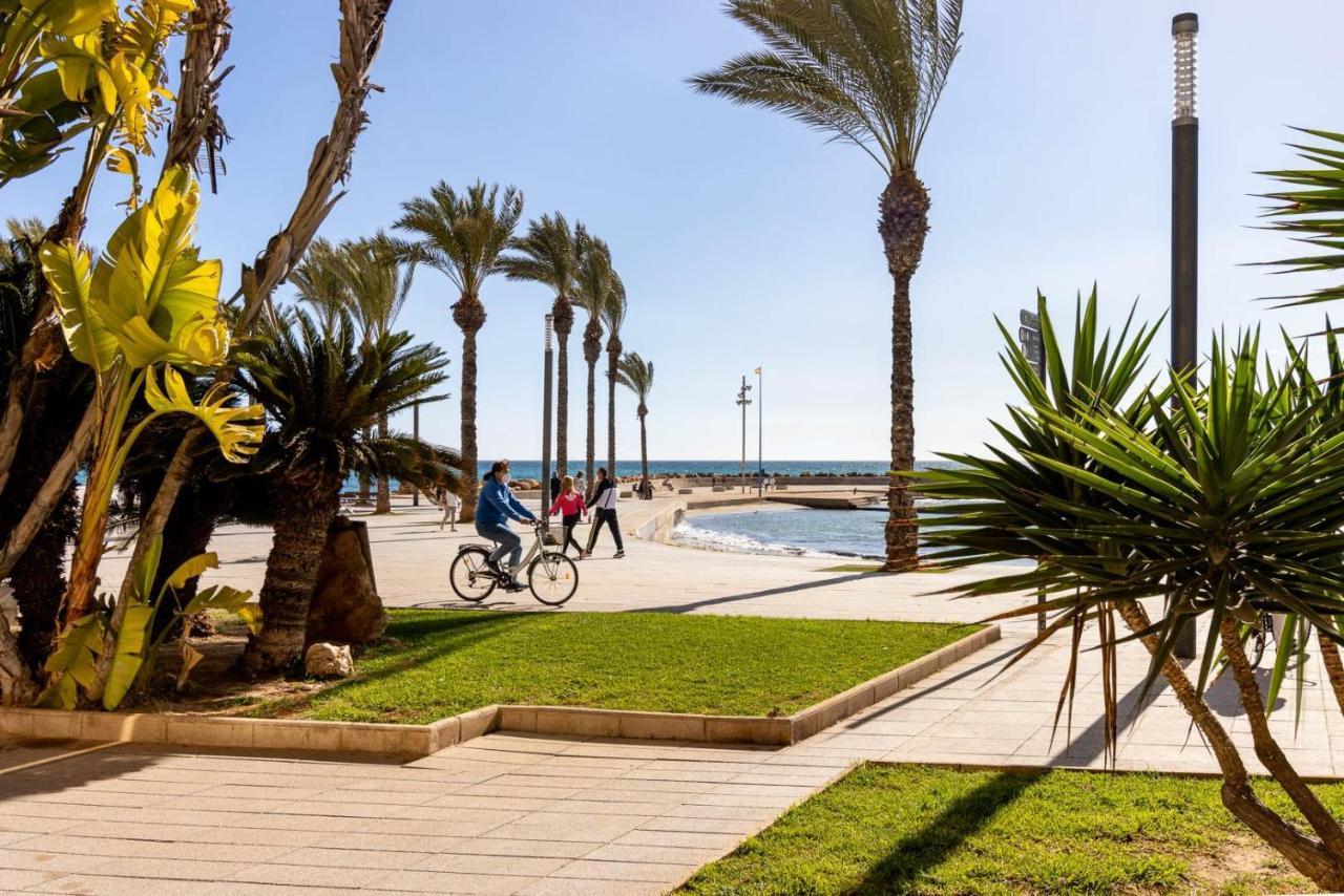 Cozy Appartment Torrevieja At Irina Dış mekan fotoğraf